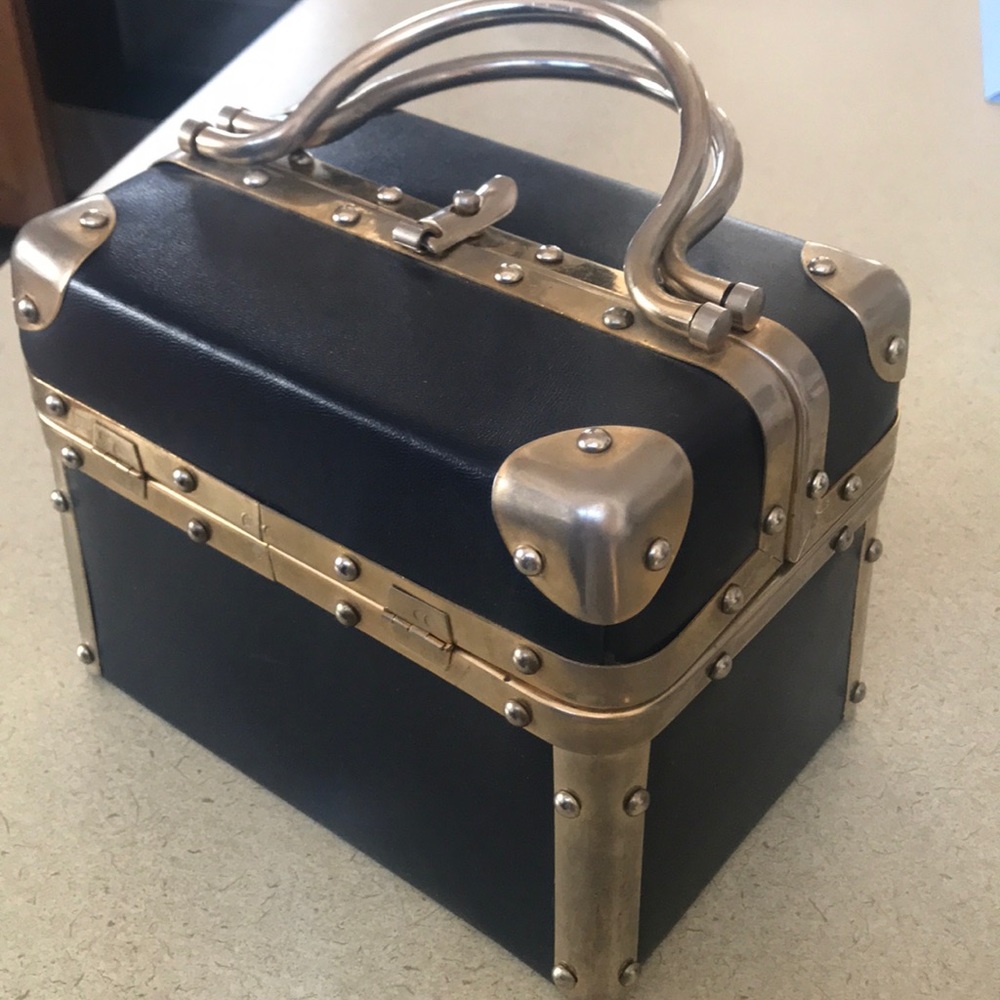 SALE‼️Vintage Italian Borsa Bella Box Purse